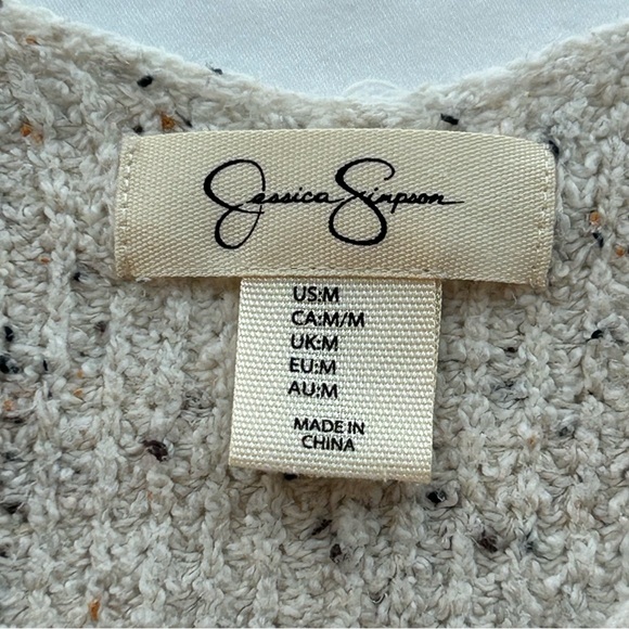 **Sold** - Picture 7 of 11